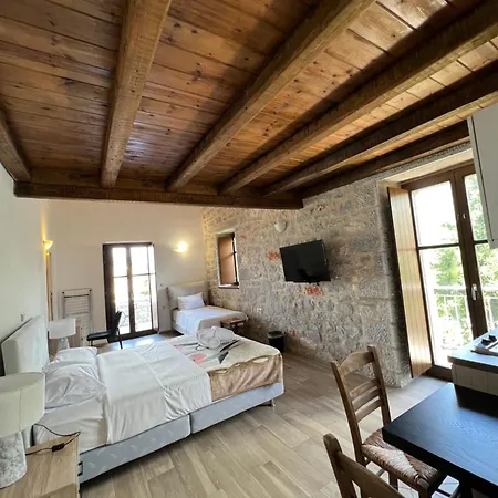 Koukouri Hotel 3*